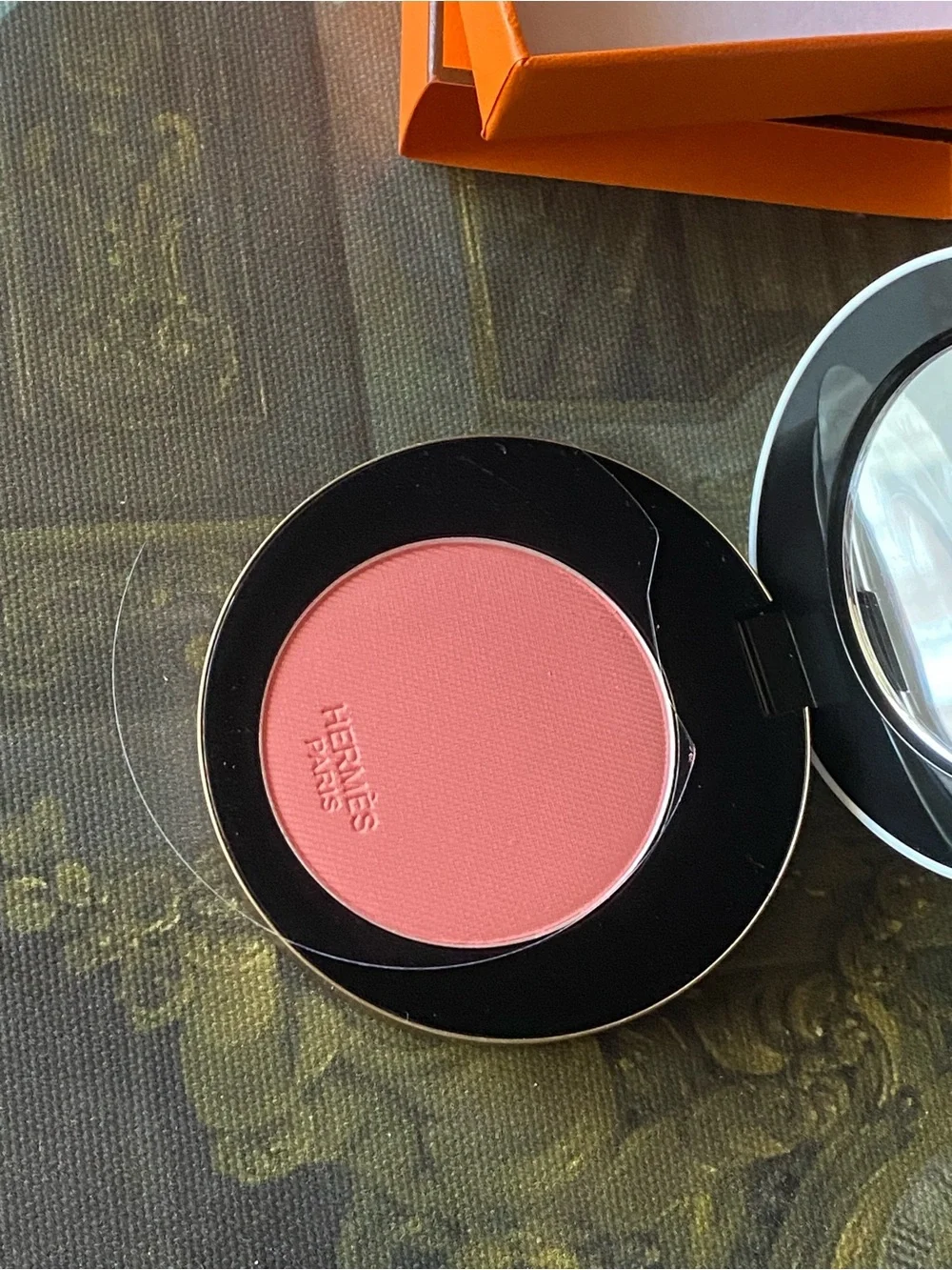 Authentic new Hermes silky blush powder